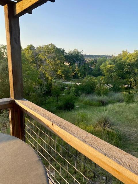 City On A Hill At Spring Creek Fredericksburg Exteriör bild